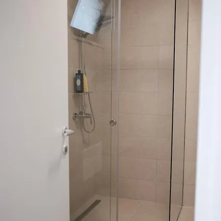 Serenity - Relax & Unwind In A 3-bedroom Poolside Paradise * Plazhi San Pietro