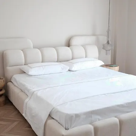 ヴィラ Serenity - Relax & Unwind In A 3-bedroom Poolside Paradise *